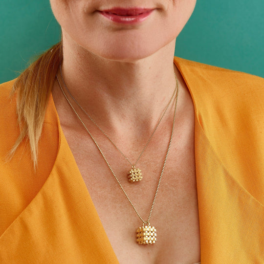 10 Tips for Summer Jewellery Care - An Expert's Guide