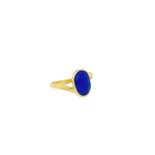 handmade 18ct gold ring set with faceted lapis lazuli handmade in Ireland