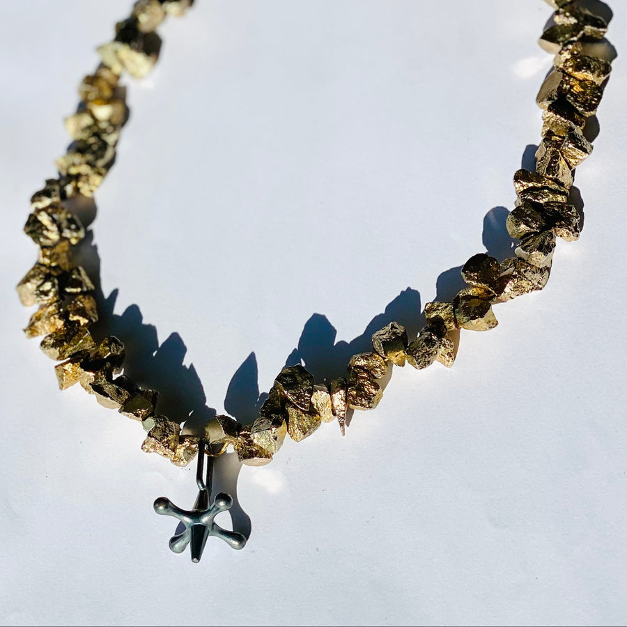urban play black gold necklace