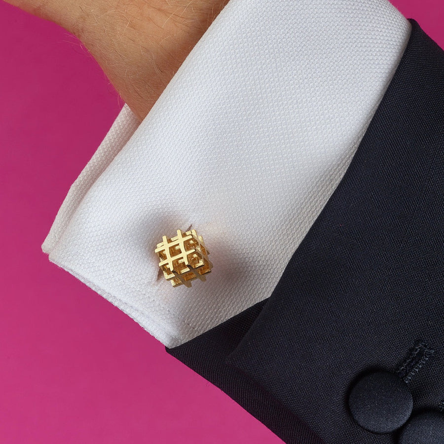 tech lover cufflinks in gold 3D# men's jewellery peice are the ultra in modern jewellery desing for the man that likes to be extra sharp