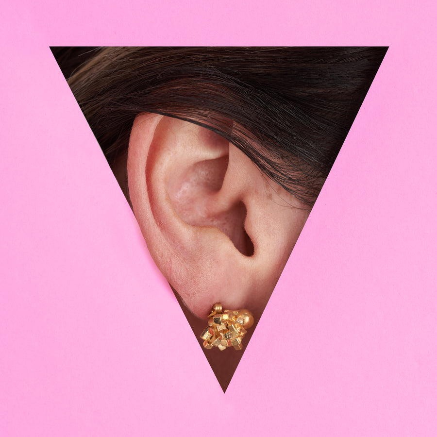 Cluster stud earrings in gold - Vanessa Ree